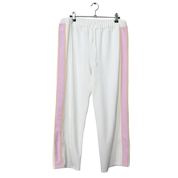 Welcome to my closet. - Picture 2 of 10